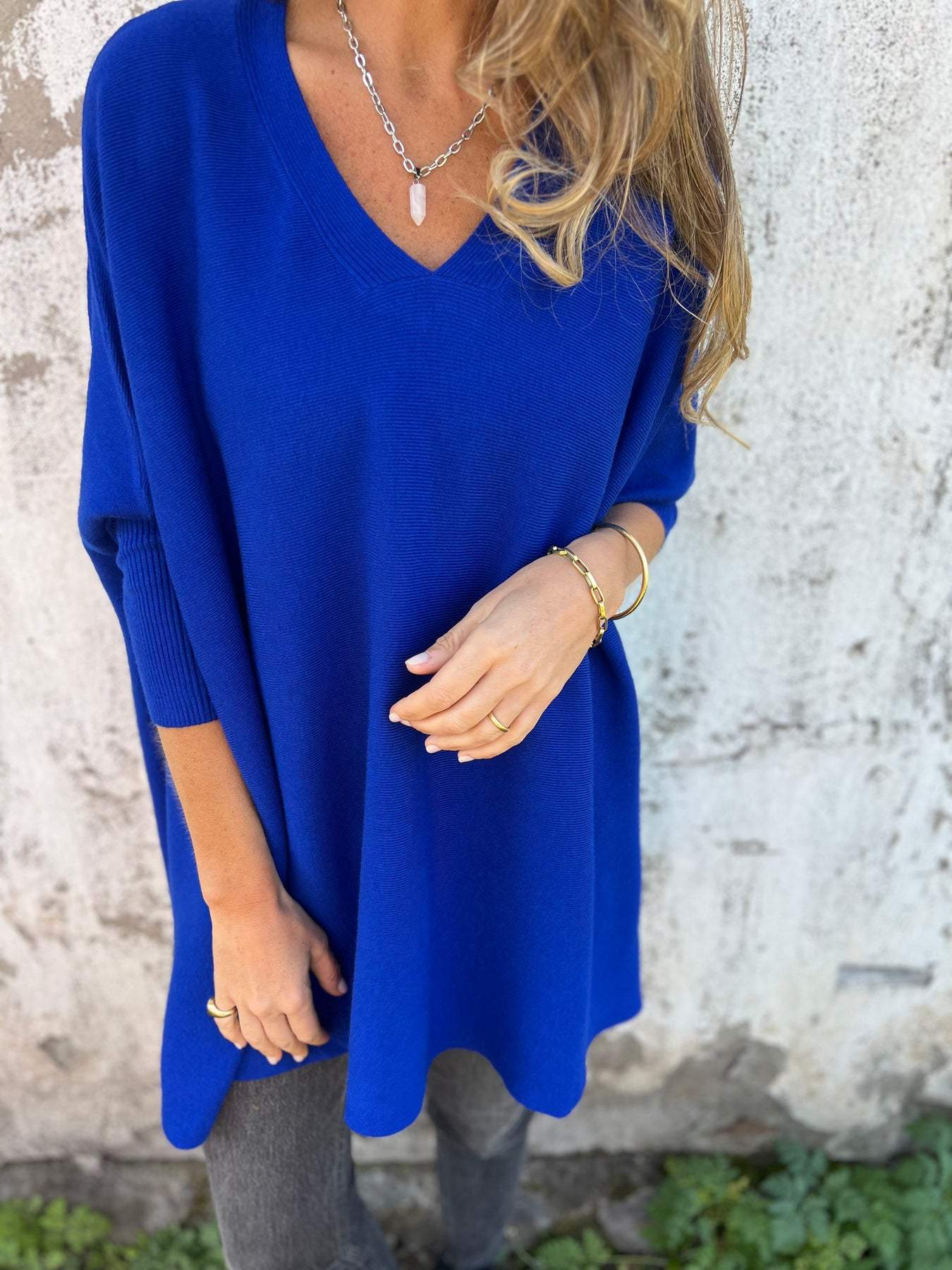 Liliane™ – Pull-over Doux à Col V et Manches Longues